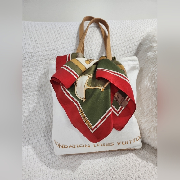 CELINE SCARF AND FONDATION LOUIS VUITTON TOTE BAG 2 ITEMS - Picture 1 of 14